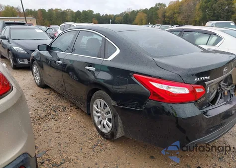 2017 Nissan Altima 2.5 S z USA, uszkodzony, nr VIN 1N4AL3AP3HC228972